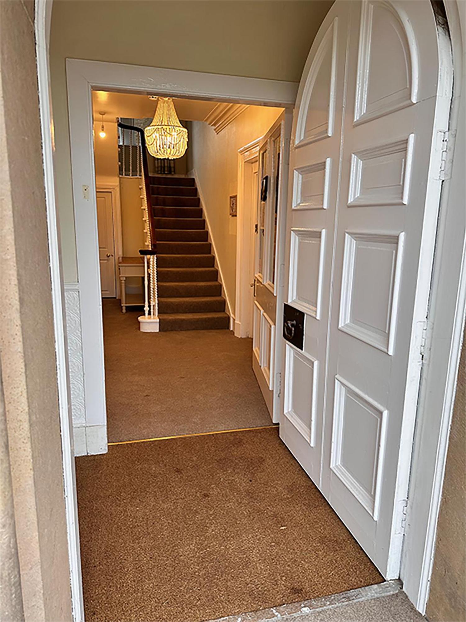 Forces Manor Hotel 3*